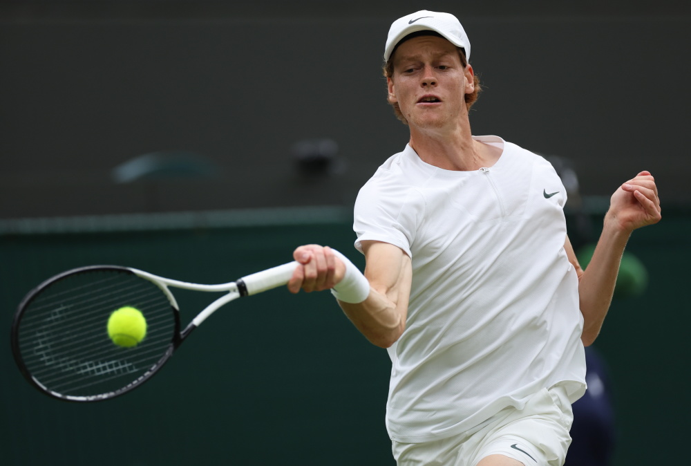 及众多球迷 及众多球迷