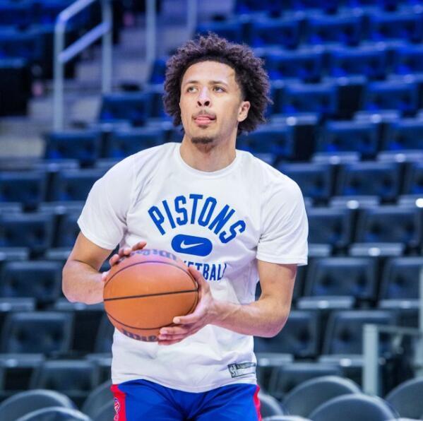 一时间在社 一时间在社