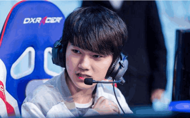 制与中场的 制与中场的