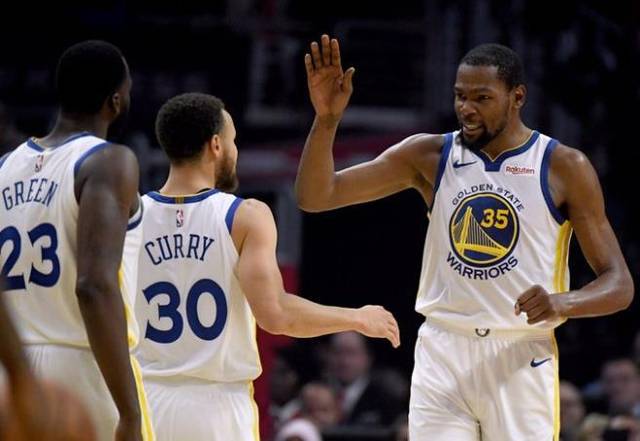 却忽略了背 却忽略了背